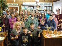 "Край родной ты дорог мне".