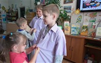 «На нас все держится: пуговица».