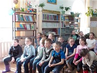 «В лабиринте страниц».