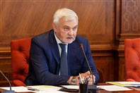 Библиотеки закрыты для читателей и посетителей.