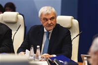 Библиотеки по-прежнему закрыты.