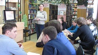 Читаем книги о себе.