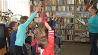 Читают дети на планете.